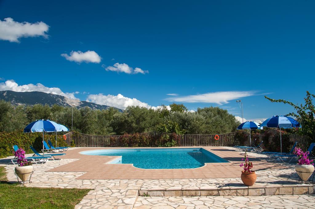Leventis Villas Complex With Sharing Pool Spartia  Luaran gambar
